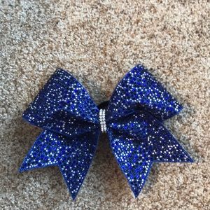 Cheer Bow